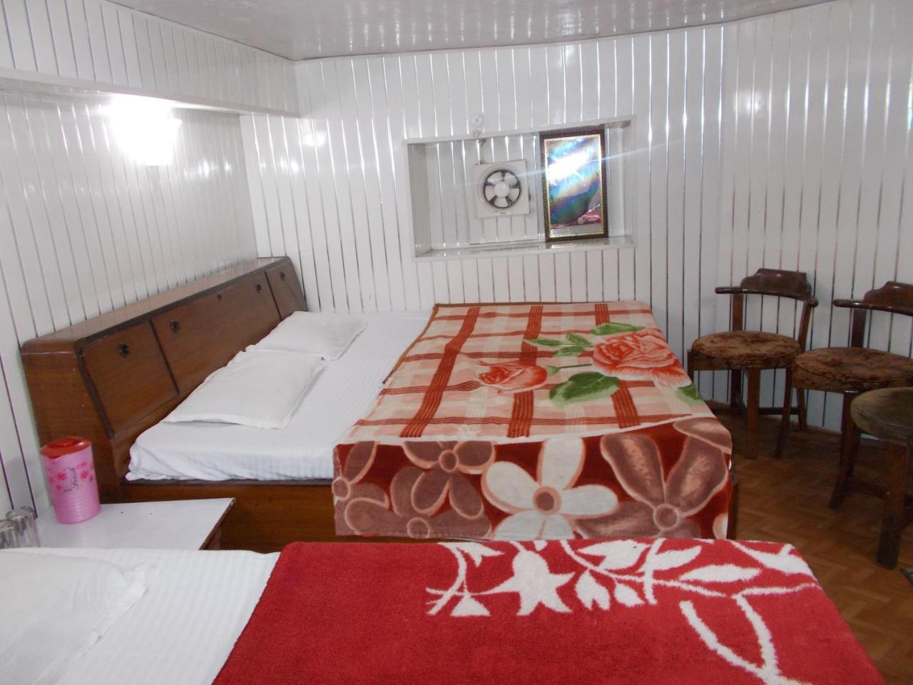 Hotel Darpan ไนนิตาล ภายนอก รูปภาพ